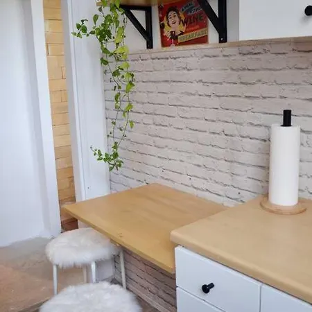 Urocza Kawalerka W Centrum Wroclawia Appartamento
