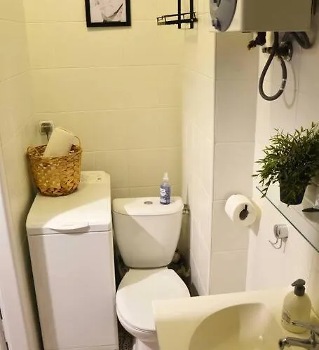 Urocza Kawalerka W Centrum Wroclawia Apartment *